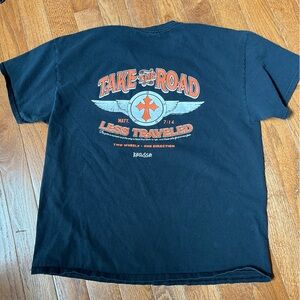 Black Graphic T-Shirt road Less Traveled. Size Large